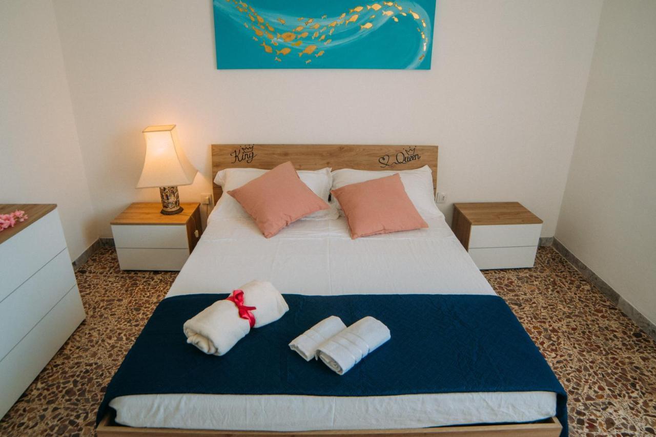 spiaggia e mare Alghero Esterno foto
